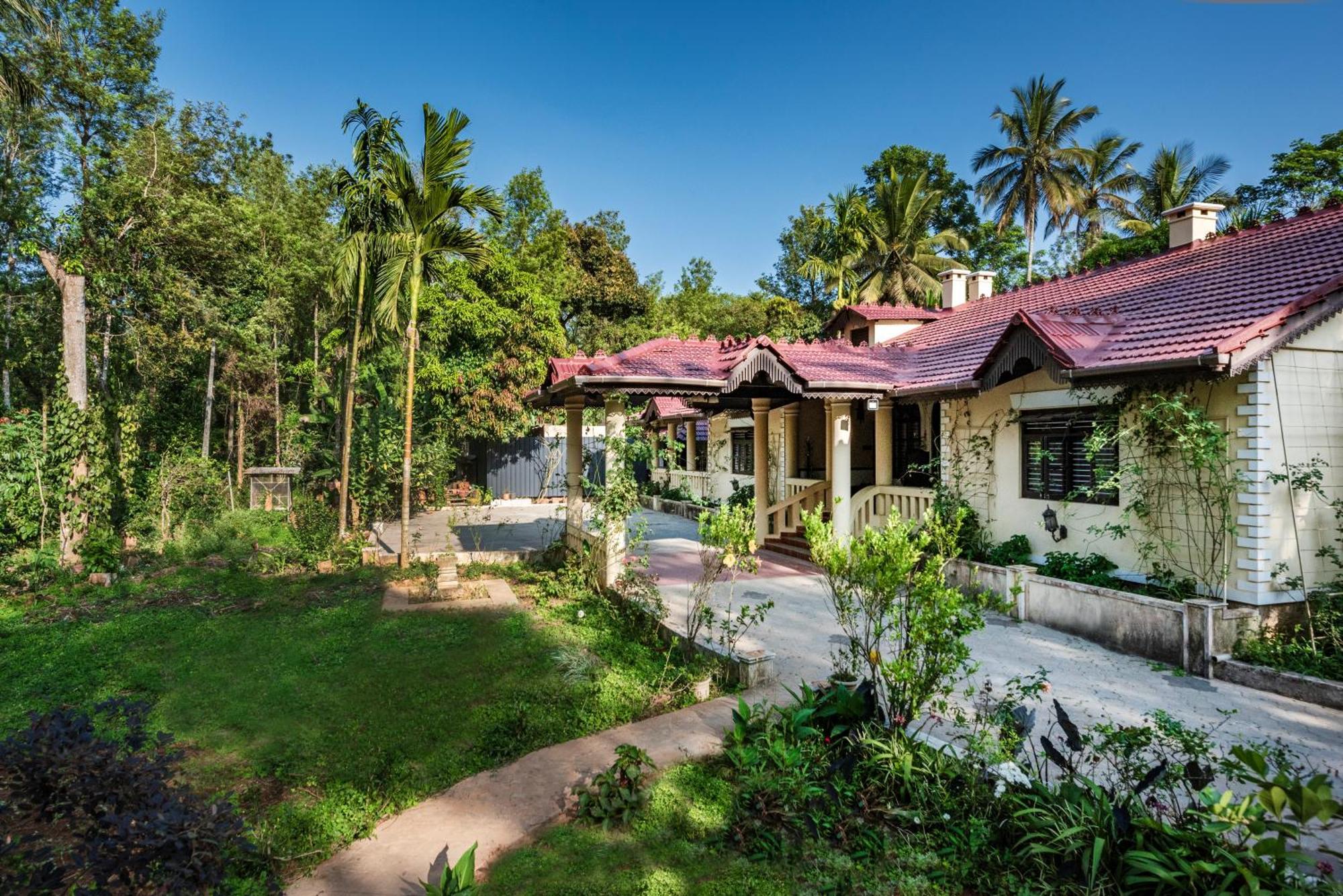 Saffronstays Calamondinn Bungalow, Coorg Gonikoppal Extérieur photo