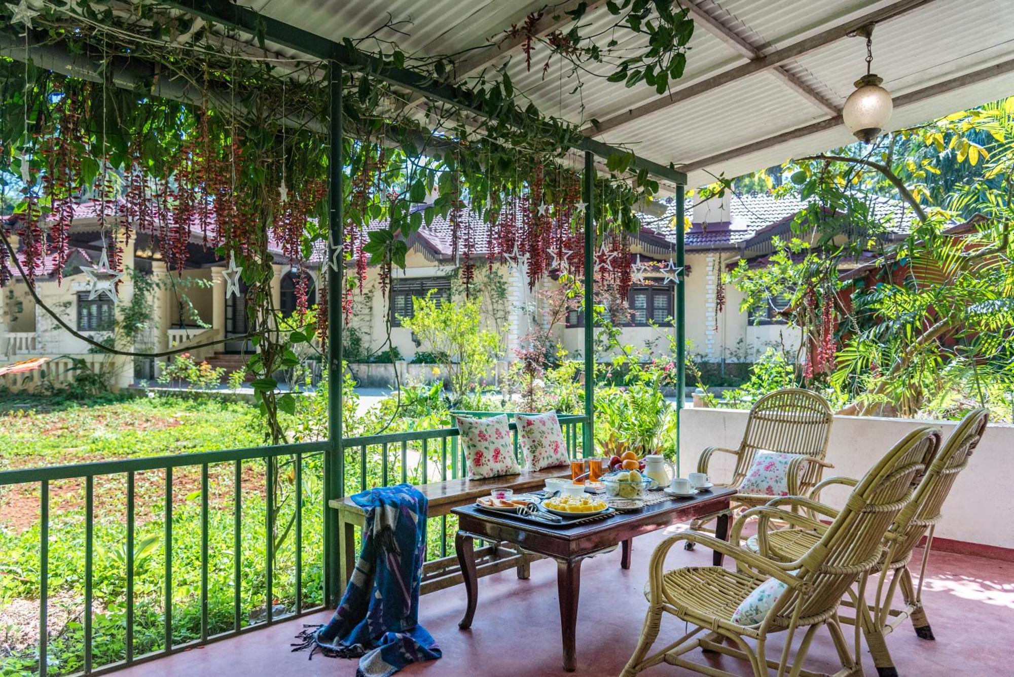 Saffronstays Calamondinn Bungalow, Coorg Gonikoppal Extérieur photo